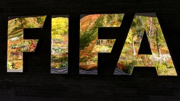 FILE PHOTO: FIFA&#039;s logo is seen in front of its headquarters during a meeting of the FIFA executive committee in Zurich, Switzerland September 25, 2015. REUTERS/Arnd Wiegmann/File Photo