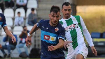 Borja Martínez amplía su contrato con el Elche hasta 2021