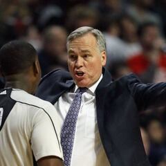 Los entrenadores en grupo de riesgo, un incendio para Silver