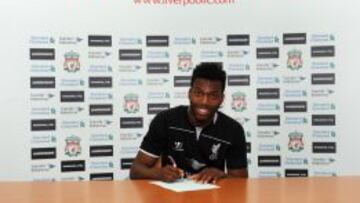 Daniel Sturridge renueva su contrato con el Liverpool.