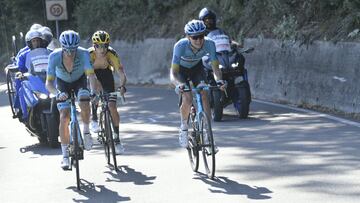 Fuglsang, Vlasov y Bennett, en plena batalla del Giro de Lombardía.