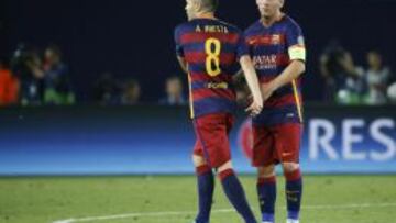 Iniesta se fue lesionado.