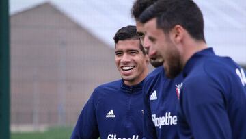 Las sonrisas vuelven al c&eacute;sped del campo anexo a Anduva con la recuperaci&oacute;n de varios jugadores del Mirand&eacute;s.