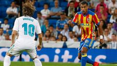 Valencia extraña a Murillo, su defensa sufre y él se acerca