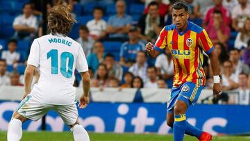 Valencia extraña a Murillo, su defensa sufre y él se acerca