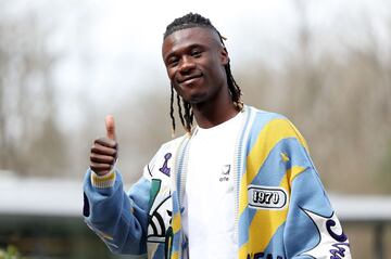 Eduardo Camavinga arrives in Clairefontaine before France's upcoming international games.