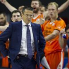 Pedro Martínez: "Si pensamos en el 12-0 nos relajaremos"