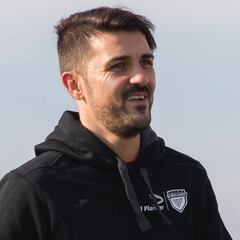 Villa: "Espero que Barça y Atleti puedan pelear la Liga al Madrid"