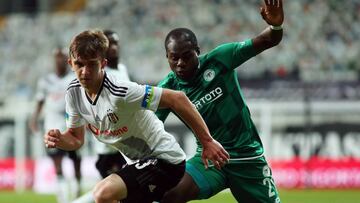 El Besiktas prolonga su escalada