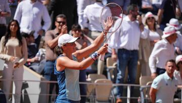 Iga Swiatek of Poland celebrates her victory over Jessica Pegula on day eleven of Roland Garros on June 1, 2022 in Paris, France.