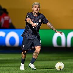 Diego Luna responde al supuesto interés del América