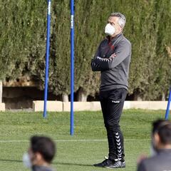 "Ante el Betis será fundamental mirar a portería contraria"