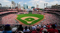 Los St. Louis Cardinals han sido sancionados por su caso de hackeo y pirateo de las redes privadas de los Houston Astros.