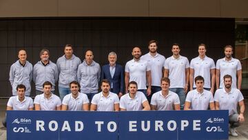 28/12/23 SELCCION ESPAÑOLA DE WATERPOLO
MASCULINO FOTO FAMILIA