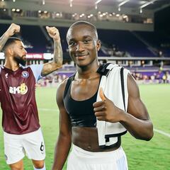 Monchi tiene caballo ganador