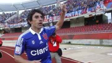 Corujo celebra el gol de la apertura de la cuenta en La Serena.