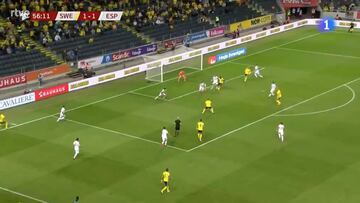 El desastre de Eric García y Laporte en el gol de Suecia