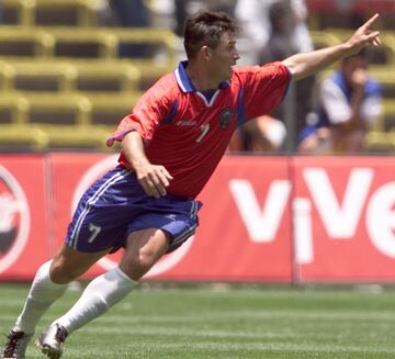 Rolando Fonseca es el mayor goleador de la historia de Costa Rica. Ha anotado 46 goles en partidos oficiales.