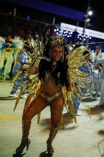 Uno de los eventos más importantes de Brasil se vuelve a celebrar. Tras dos años de parón por el COVID vuelve el Carnaval de Río.