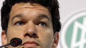 <b>CONFIADO.</b> Ballack cree que Alemania no tendrá problemas para ganar a Austria.
