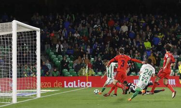 La Real Sociedad de Héctor Moreno, sin goles ante el Betis de Guardado