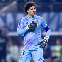 Guillermo Ochoa habría sido ofrecido al Corinthians