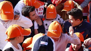 Pedrosa y Márquez durante un acto en el colegio Josep Pla.