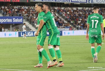 Arana y Manu Hernando, dos jugadores de categoría superior a la actual.