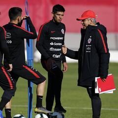 Las dudas tácticas de Rueda antes del debut contra Japón