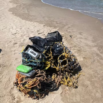 Cocaína localizada en la playa de El Saler / Polícia Local de Valencia