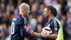 Steven Naismith, con Escocia.