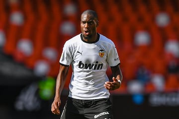 Kondogbia ha formado parte de todas las categorías de la selección de Francia. Su debut con la selección absoluta de Francia fue el 14 de agosto de 2013 en un partido frente a la selección de Bélgica. El 31 de agosto de 2018 fue convocado por la selección absoluta de la República Centroafricana. 