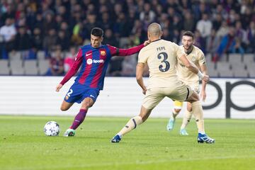 Cancelo se inventó una acción individual, desbordando a su marca y sacándose un disparo al palo largo, imparable para Diogo Costa.