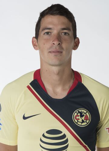 El exjugador del América ahora juega en Grecia con el Panionios.