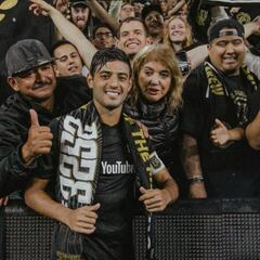 Carlos Vela comanda el Equipo de la Semana de FIFA 19