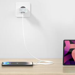 Mejora la batería de tu iPhone con este cargador de carga rápida