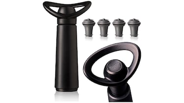 Estos tapones de vacío conservan las botellas de vino hasta por 10 días