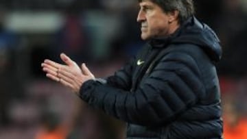 Roura, en el partido de este sábado ante el Sevilla.