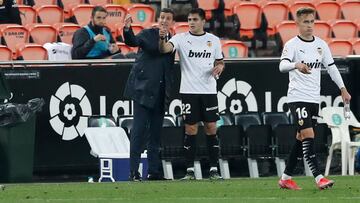 Aprobados y suspensos: El Valencia de los renacidos