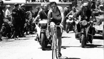 FAUSTO COPPI EN EL TOUR 1951