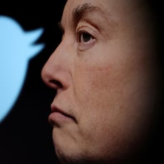 Why has Elon Musk stepped down as Twitter CEO?