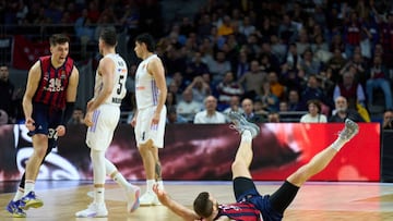 MADRID, SPAIN - MARCH 07: Matthew Costello, #24 of Cazoo Baskonia Vitoria Gasteiz celebrates during the 2022/2023 Turkish Airlines EuroLeague match between Real Madrid and Cazoo Baskonia Vitoria Gasteiz at Wizink Center on March 07, 2023 in Madrid, Spain. (Photo by Angel Martinez/Euroleague Basketball via Getty Images)