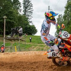 Prado alcanza en Letonia su primer podio en MXGP