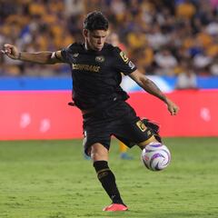 ¿Vienen por Maxi Araujo?