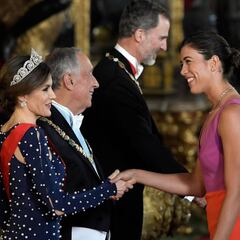 Muguruza, de gala para la recepción en el Palacio Real