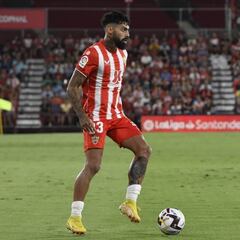 Samu Costa renueva hasta 2029