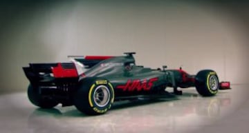 El nuevo VF-17 que conducirán los pilotos Romain Grosjean y Kevin Magnussen.