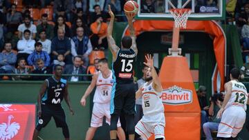 Landesberg (31) no rescata en Turquía a un irregular Estu