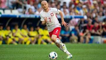 Pazdan con la selecci&oacute;n de Polonia en un partido de la Eurocopa 2016.