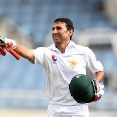 Younis Khan joins 10,000 club in first test against West Indies